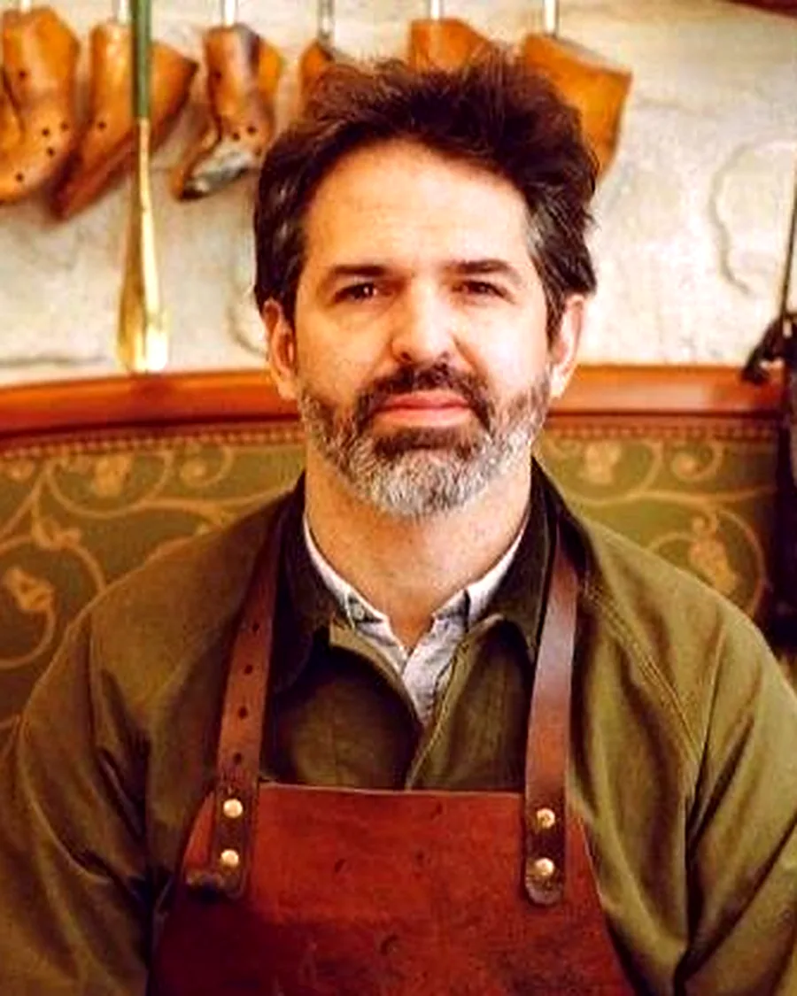 Maximilien Mauriès, Cordonnerie